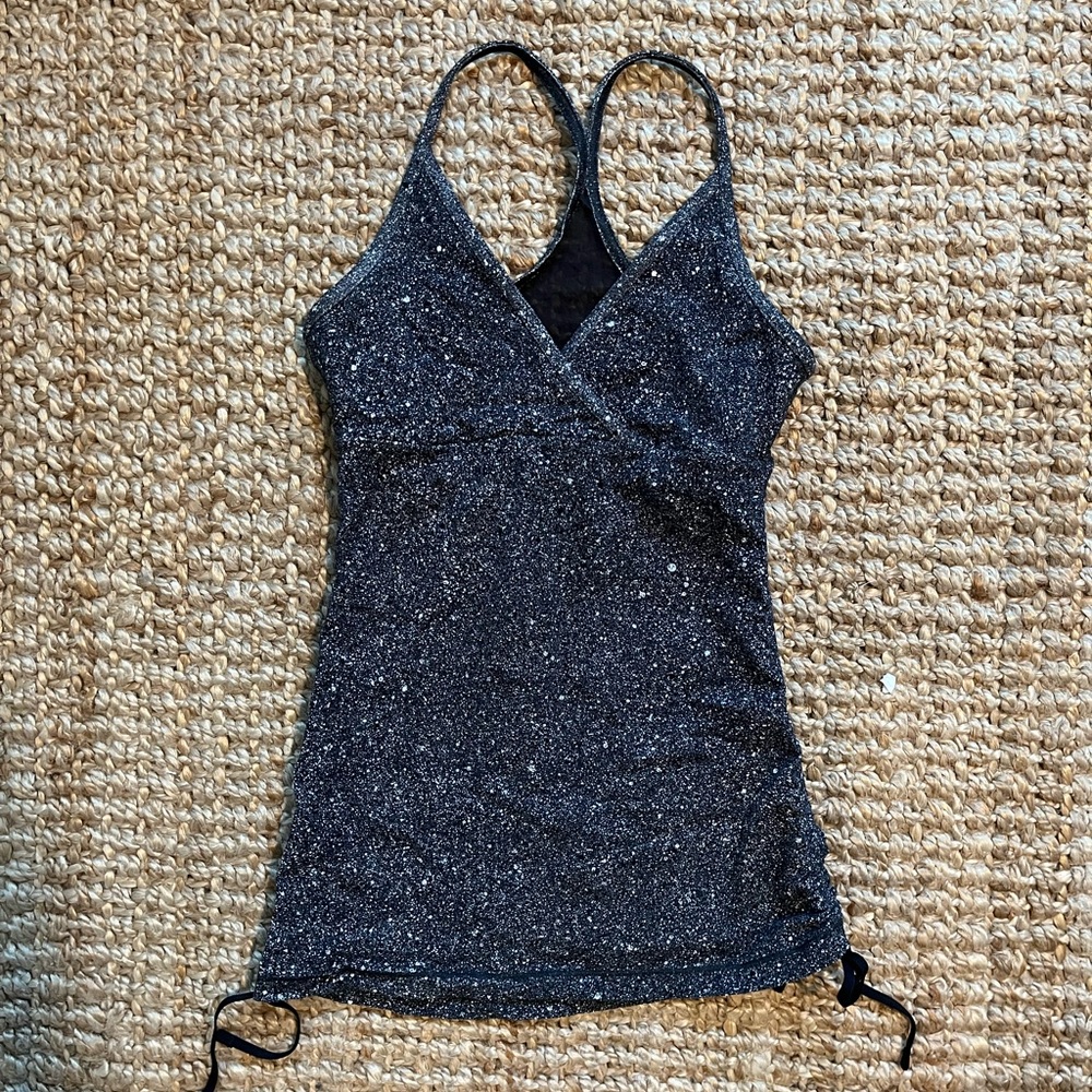 Lululemon Tank. Size 4. Great condition.